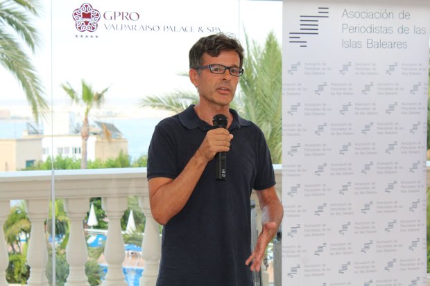 José Miguel Romero en el acto del I Premio de Periodismo APIB.